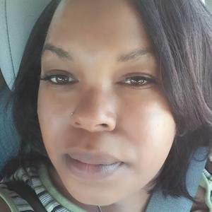 Meet your Posher, Dameka